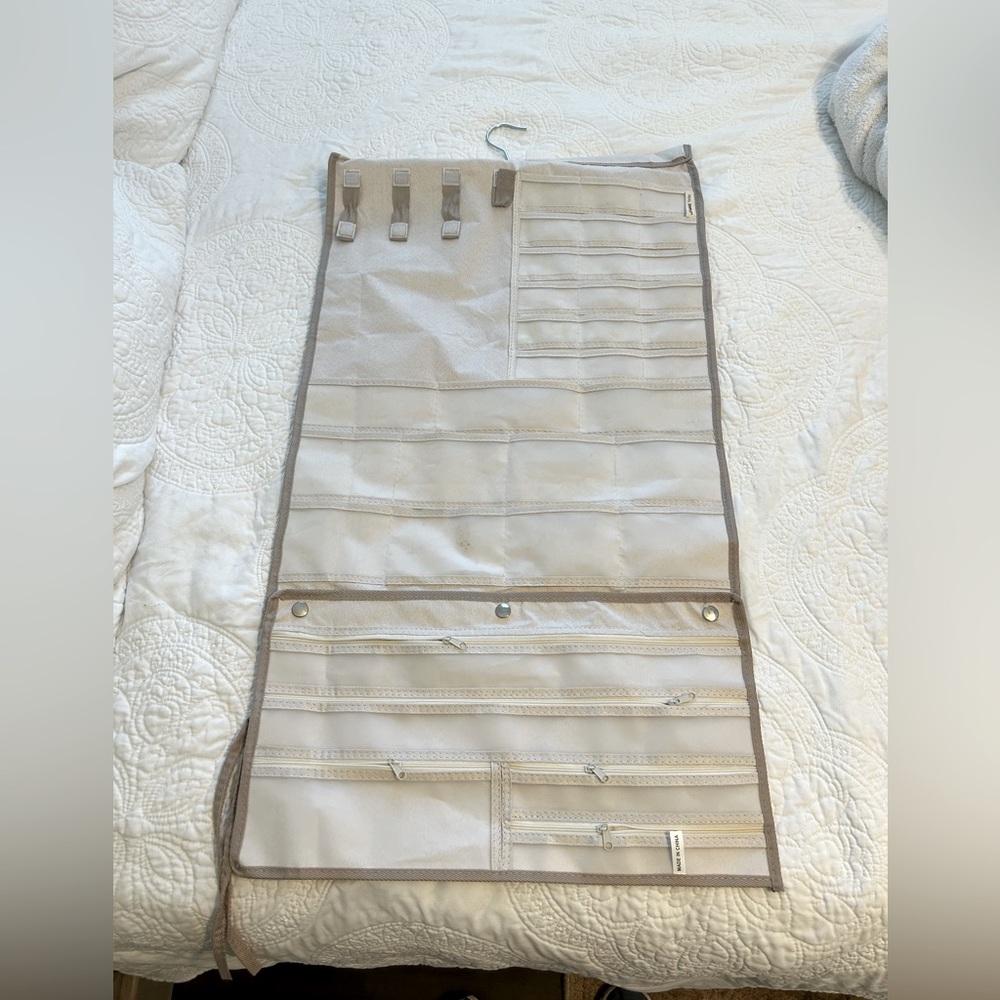Hanging Jewelry Organizer